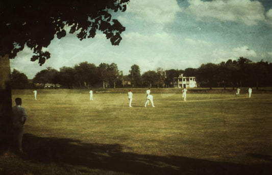 Cricket vs Baseball: The Complete Guide to History, Rules & Equipment Differences
