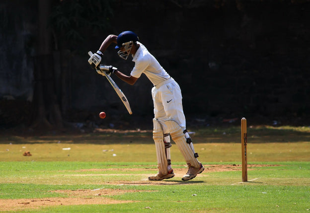 Cricket Ball Weight & Cricket Ball Basics: Materials, Sizes, and More. What Makes the Cricket Balls Great for 2.5 Billion Global Fans