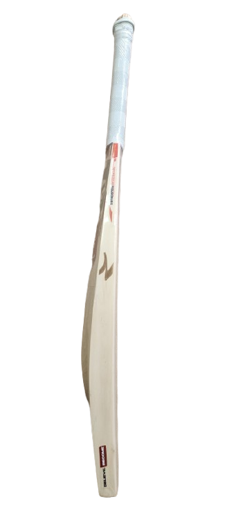 SG RP Ultimate Cricket Bat 2026