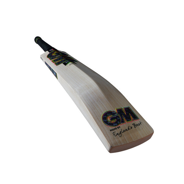 GM HYPA 404 Cricket Bat 2024